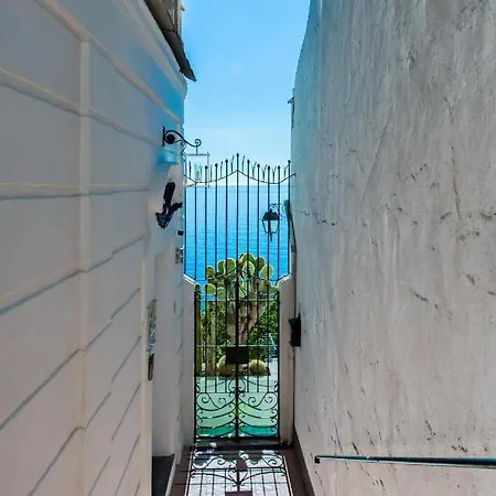 Imperati By Alcione Bed & Breakfast 5*